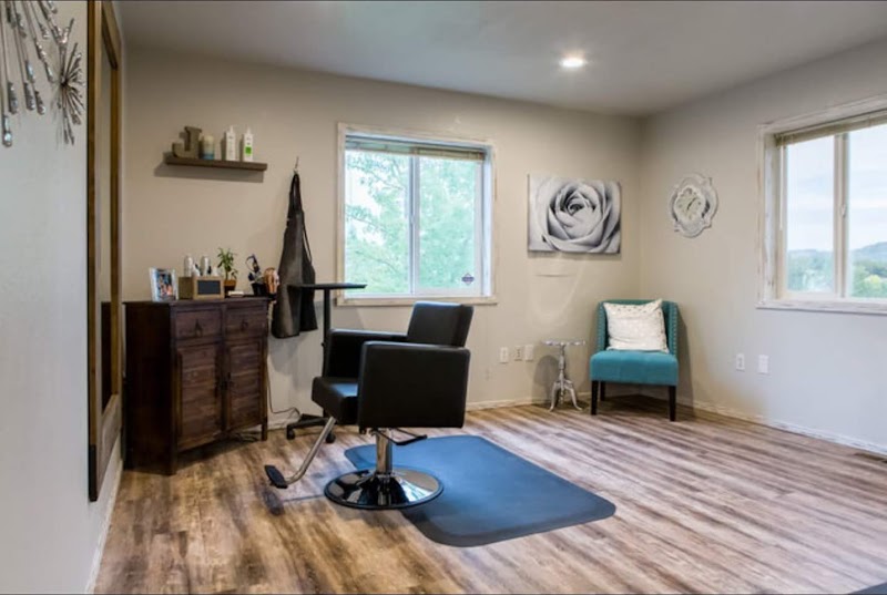 The Branding Iron Salon, beauty salon in Roseburg, OR, photo 4 of 10